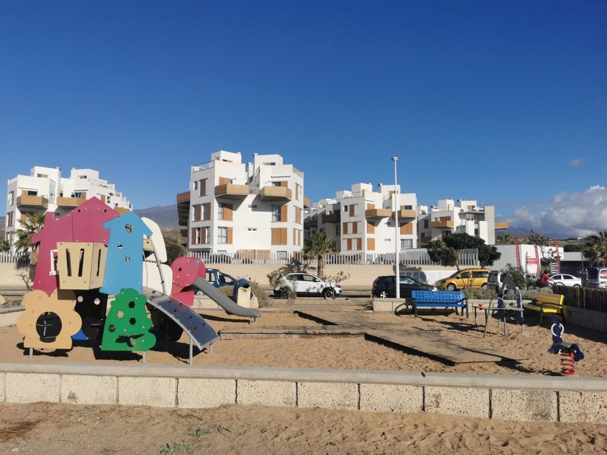 Ferienwohnung Modern Seafront Flat With A Private Garage El Médano Exterior foto